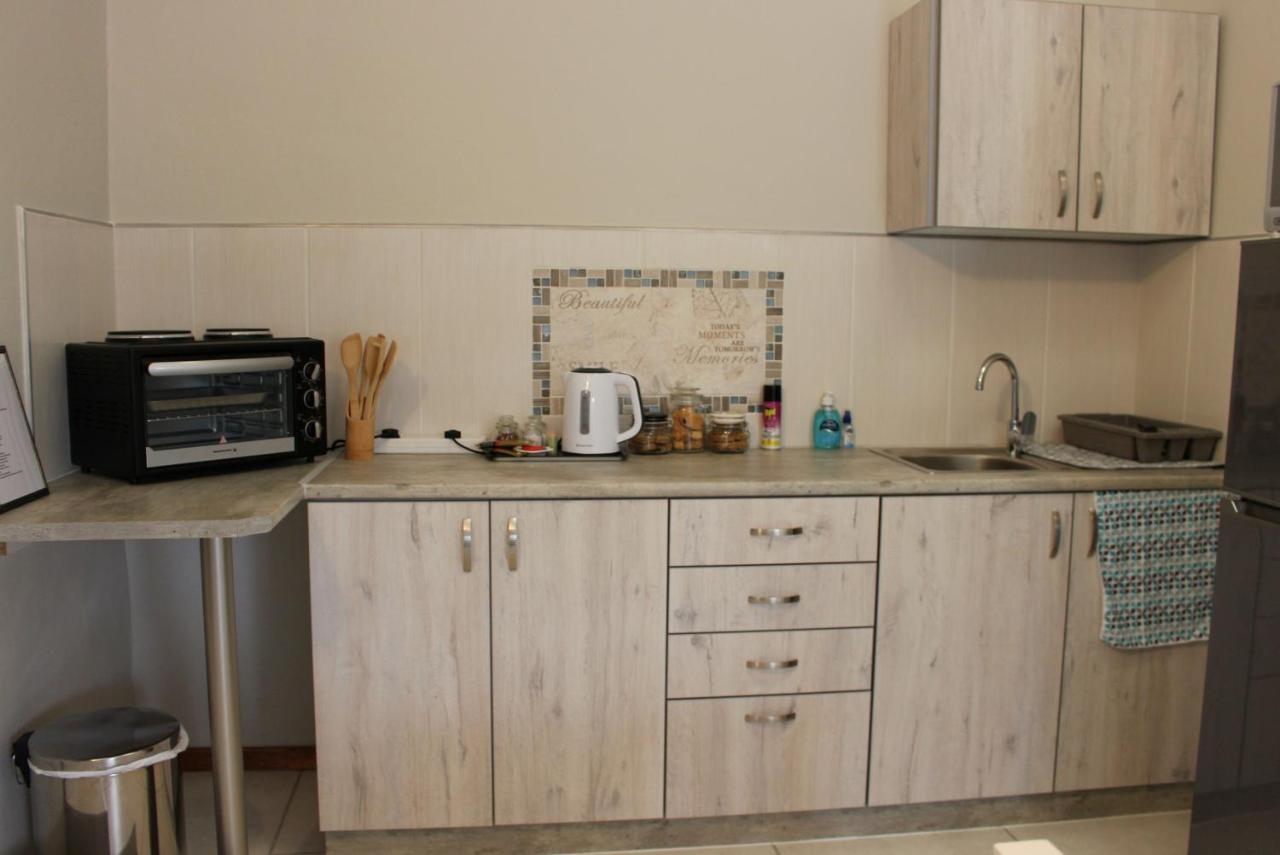 Tranquility Self Catering Hotel Luderitz Bagian luar foto