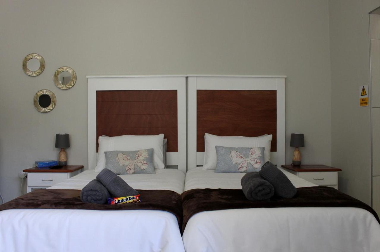 Tranquility Self Catering Hotel Luderitz Bagian luar foto